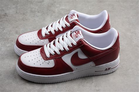 nike airforce 1 met rood|air force 1 shoes for men.